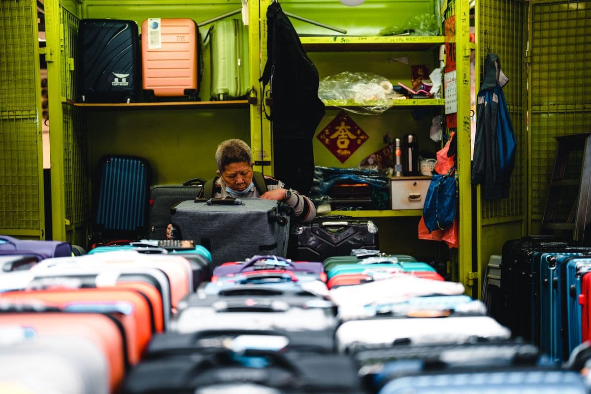 Sourcing via Beijing Daxing: Baigou Bag City, Bazhou Furniture and the Hebei Clusters Next Door